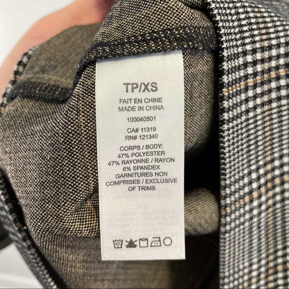 Grey tone plaid bodycon mini skirt from Dynamite Clothing - Picture 3 of 4